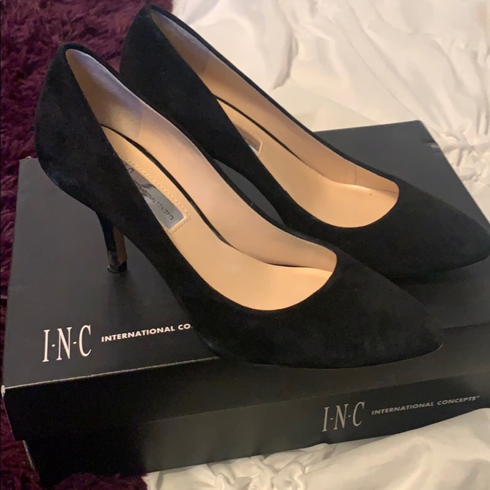 Black heels